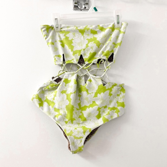 SOLD - Picture 1 of 4